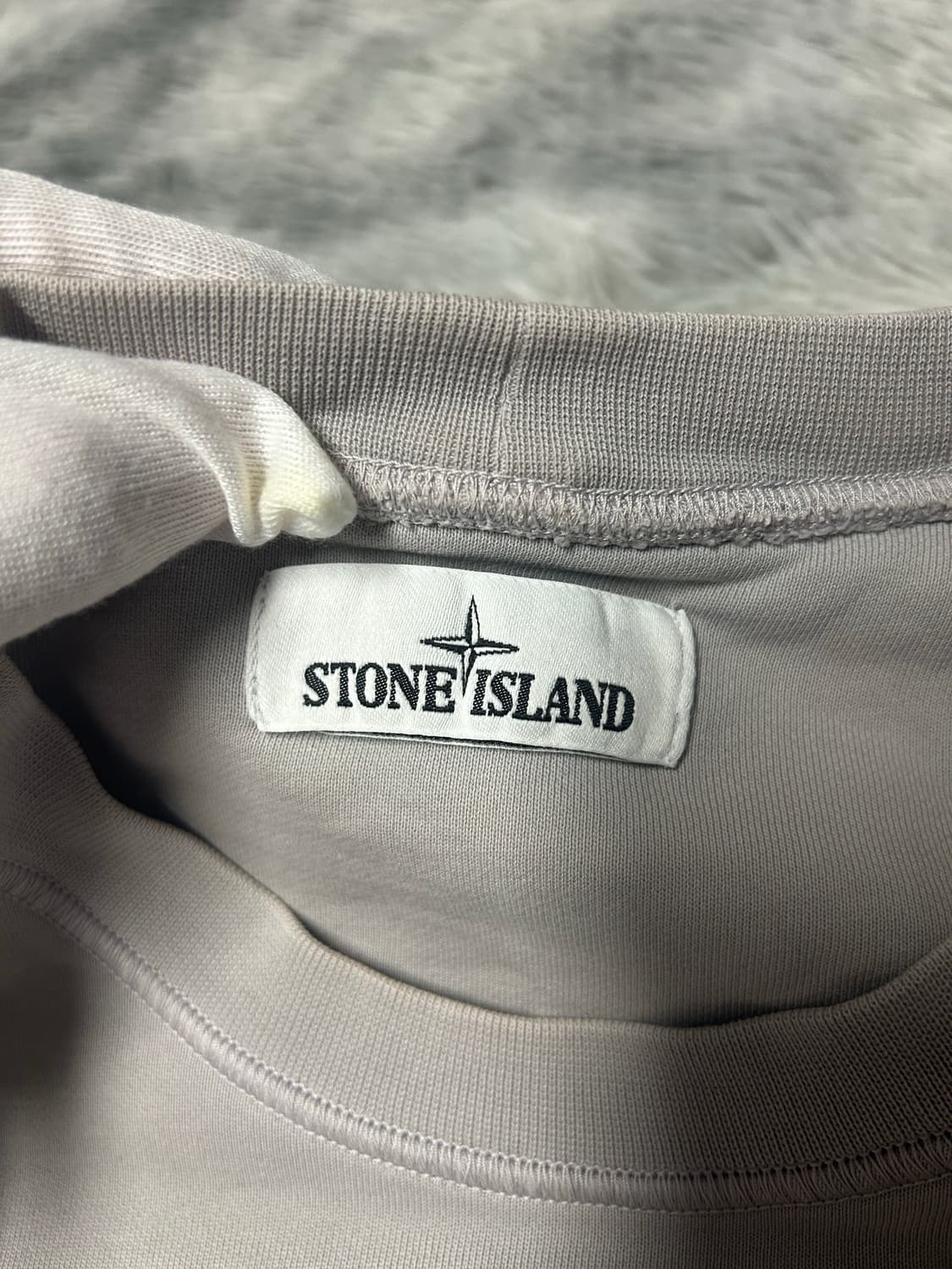 [L size] 스톤아일랜드 맨투맨 아이보리 상품이미지2