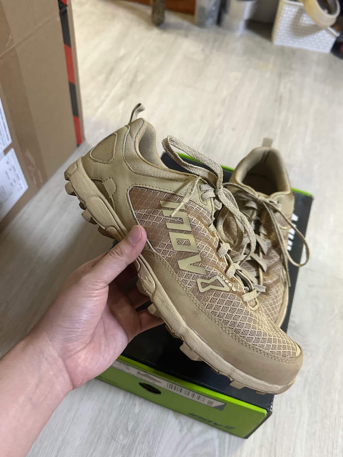 [280] Inov-8 ROCLITE 데저트 컬러 상품이미지2