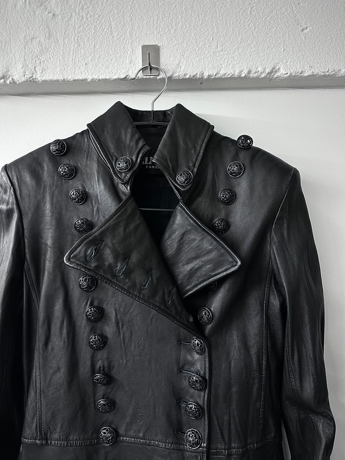 발망 10fw 데카르넹 런웨이 나폴레옹 코트 상품이미지2