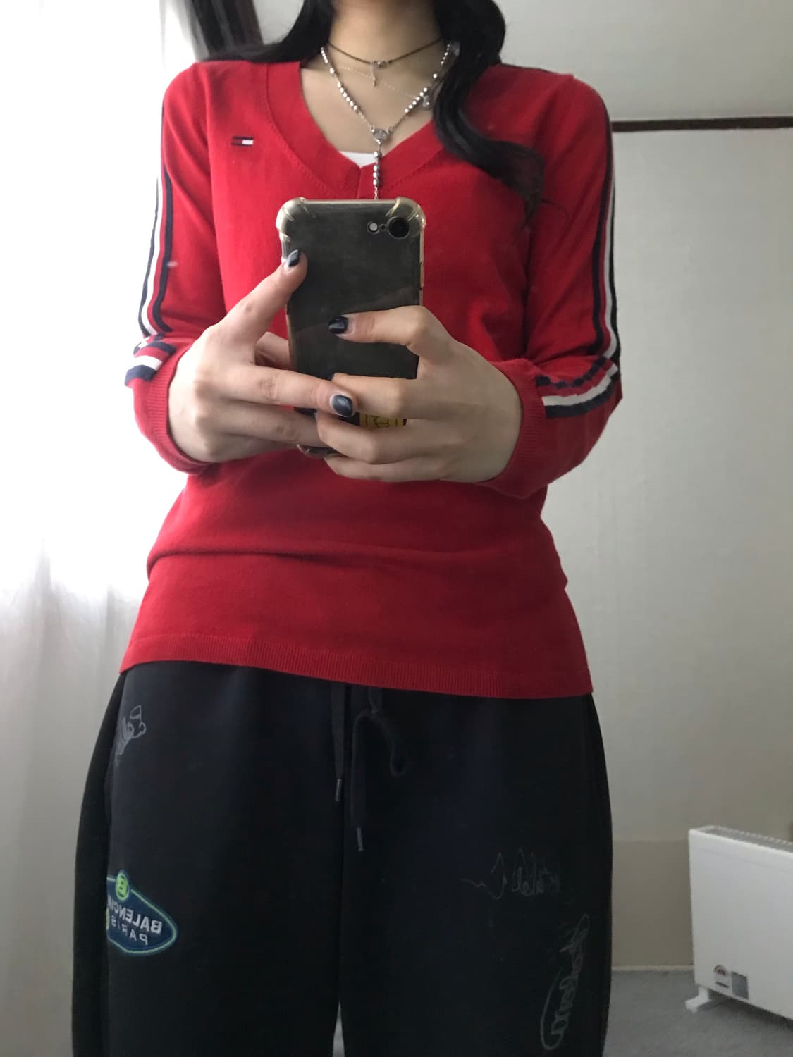 타미힐피거 레드 브이넥 니트 상품이미지3