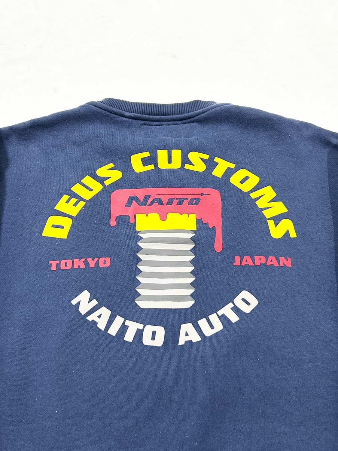 데우스 엑스마키나 빅로고 맨투맨 상품이미지6