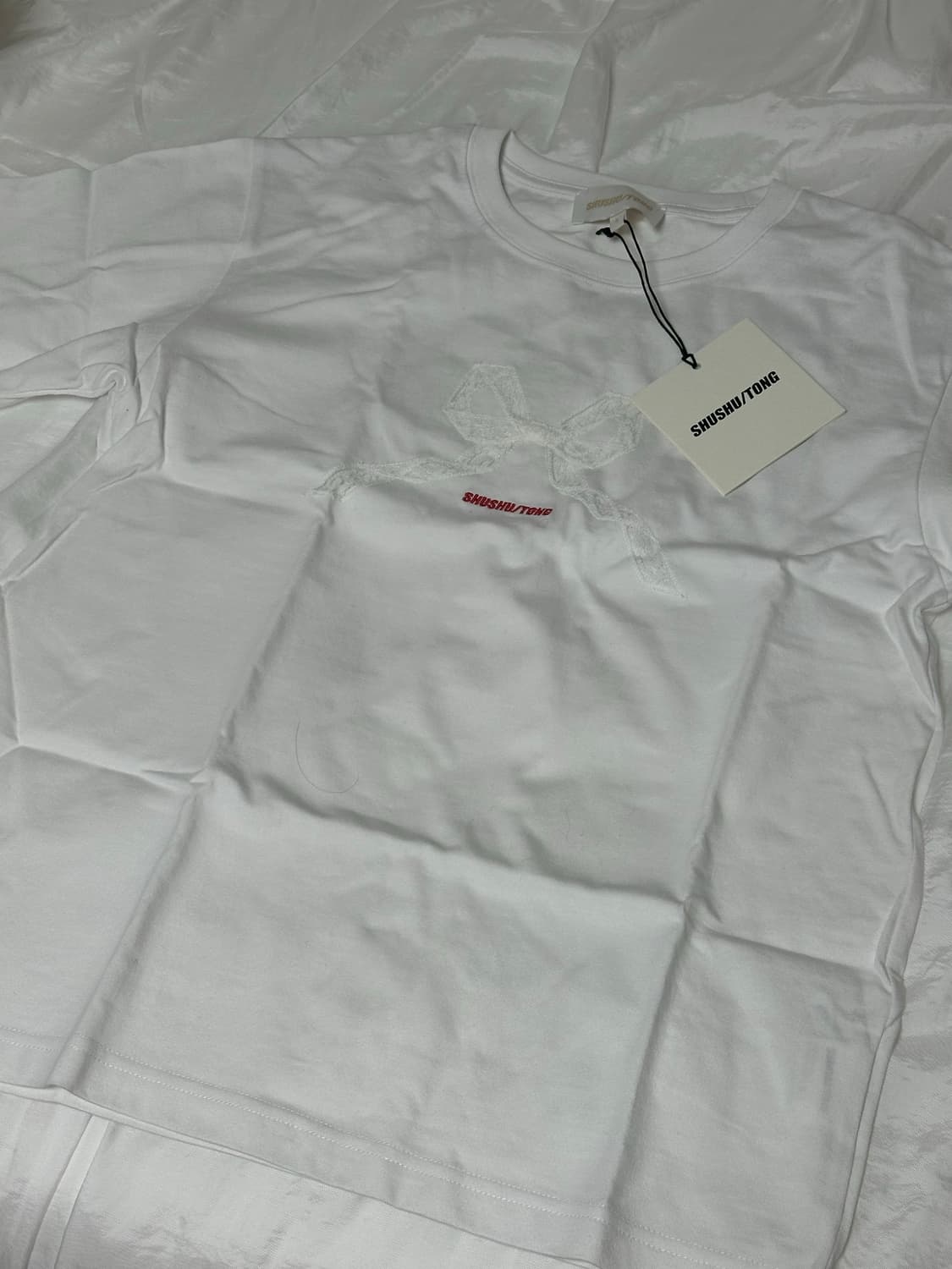 [6사이즈,새상품] 슈슈통 레이스 리본 반팔티셔츠 상품이미지3