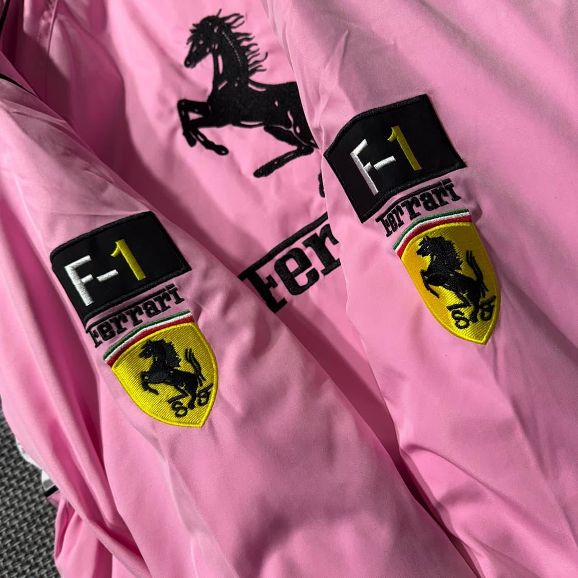 새상품 Ferrari 레이싱 점퍼 (L/XL) 상품이미지6