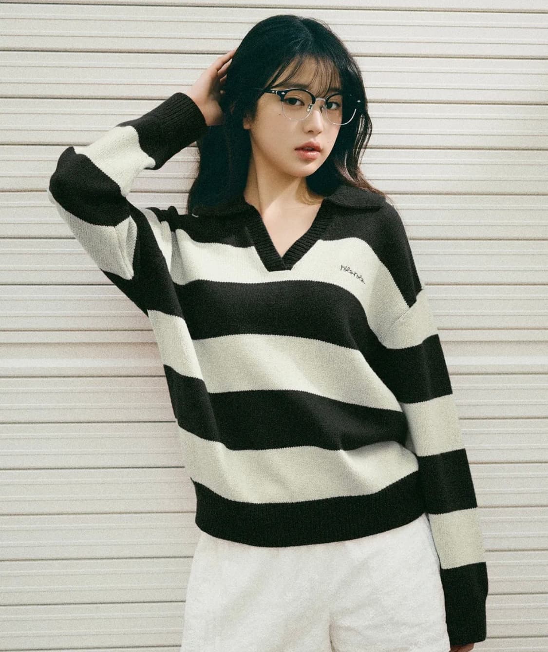 로라로라 울 블렌디드 카라 스트라이프 보더 니트_블랙 아이보리 상품이미지1