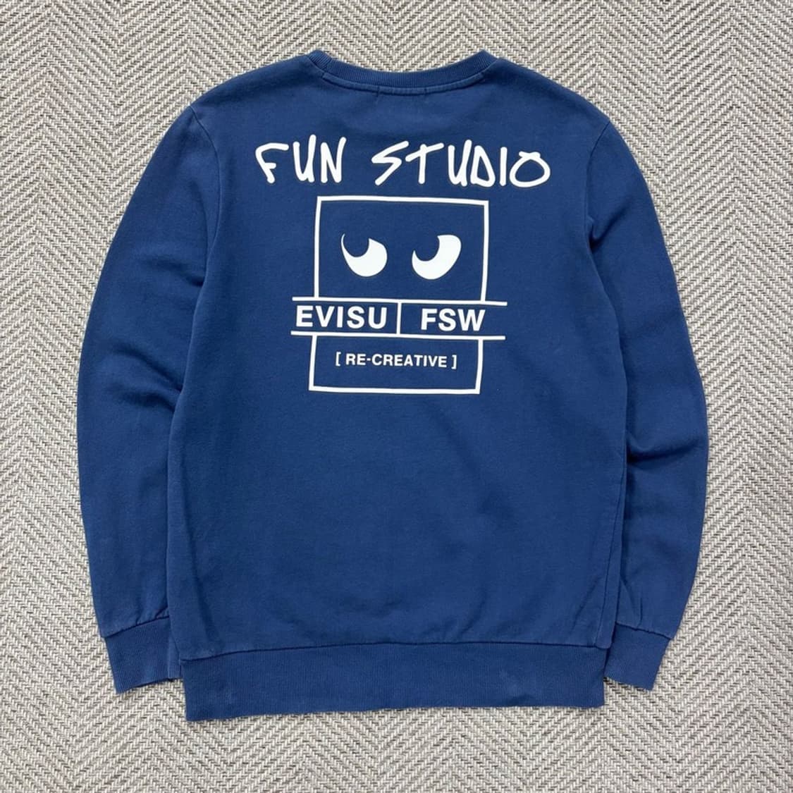 에비수 백프린팅 맨투맨 v2181 상품이미지2