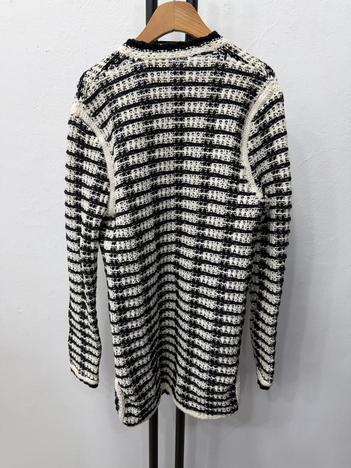 정품) 마쥬 오픈식 블랙 화이트 패턴 니트 가디건 1 상품이미지6