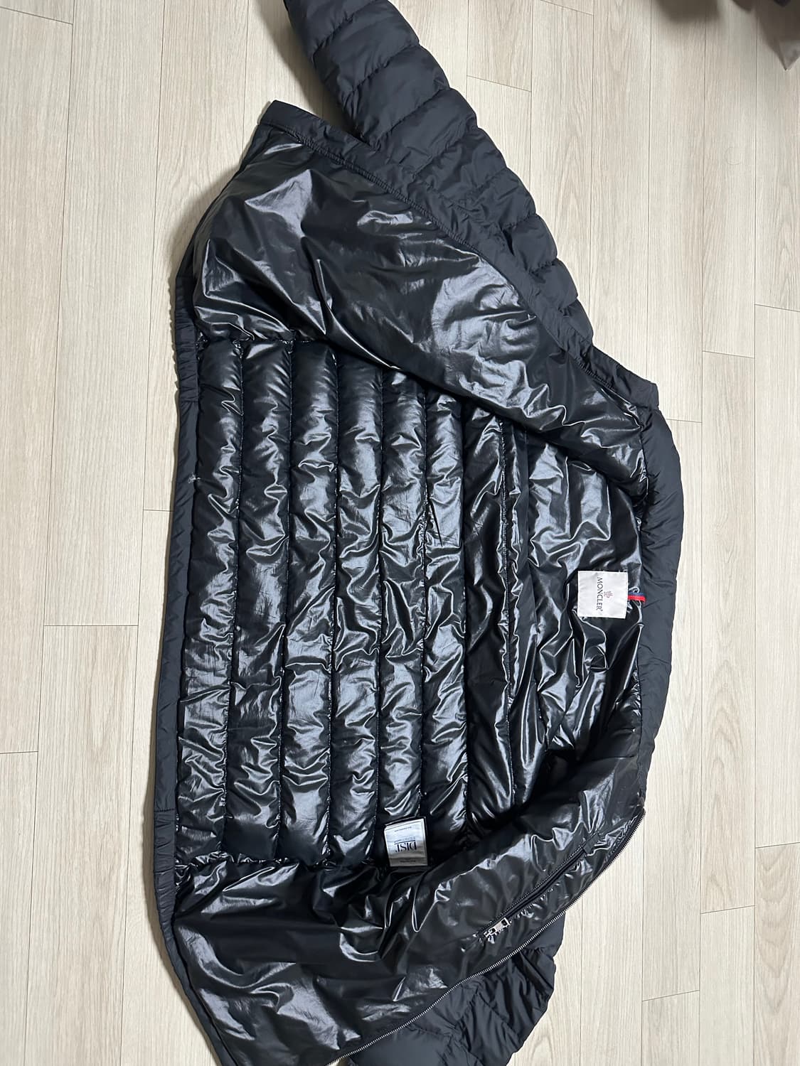 몽클레어 경량패딩 알핏 블랙 5사이즈 상품이미지2