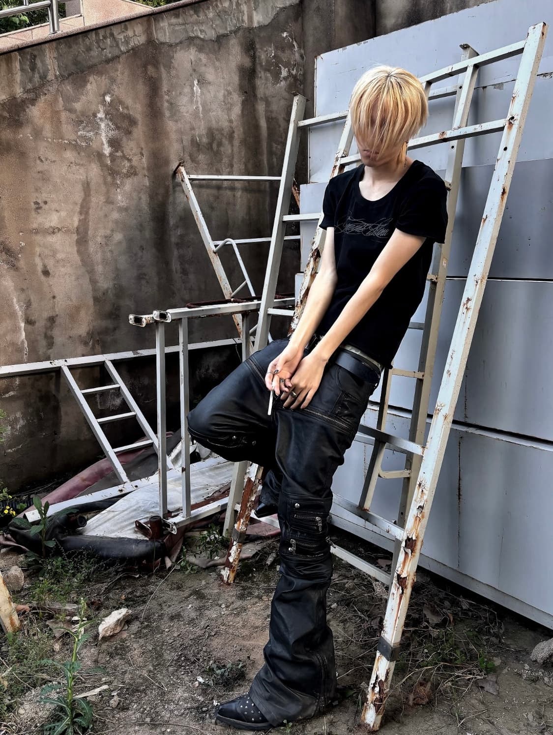 Dark Dragon Graphic Slim Tee 상품이미지4
