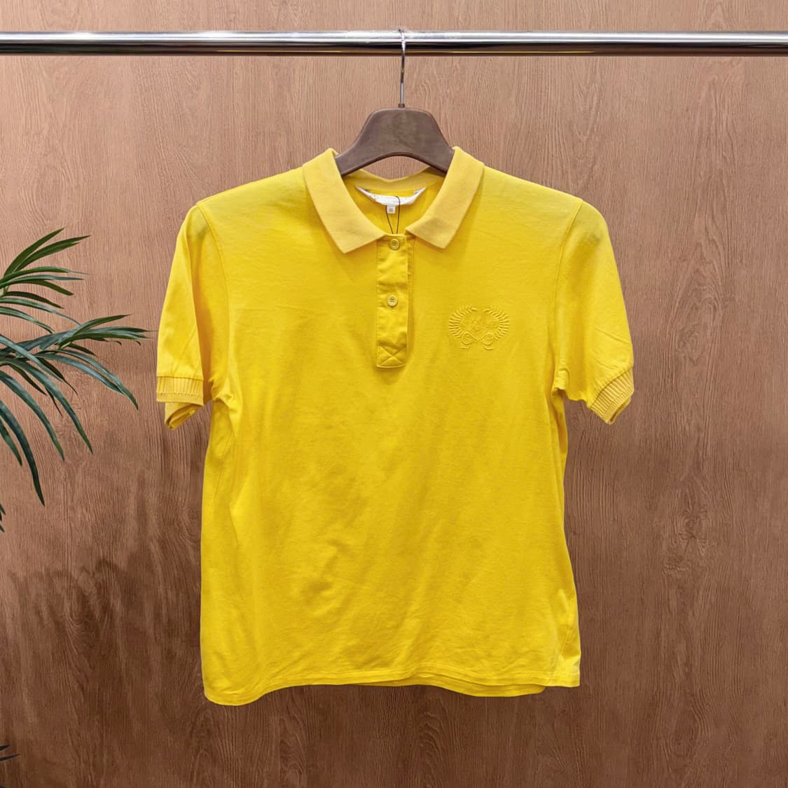 크리스찬 디올 반팔 티셔츠 카라넥 로고 자수 골지 디테일 옐로우 상품이미지1