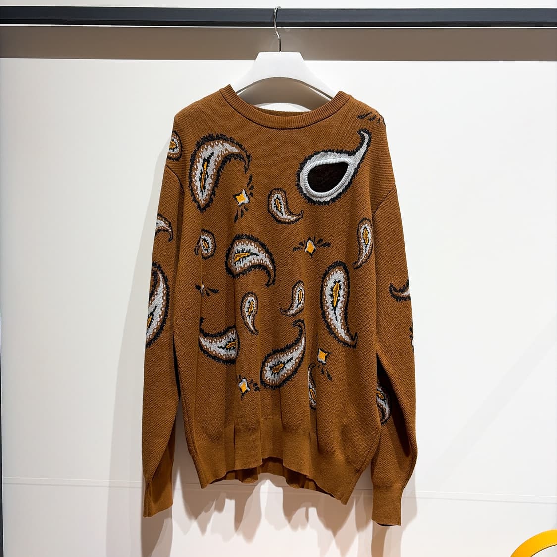 (정품/새상품) TOGA 토가 남성 브라운 페이즐리 자카드 니트  상품이미지1