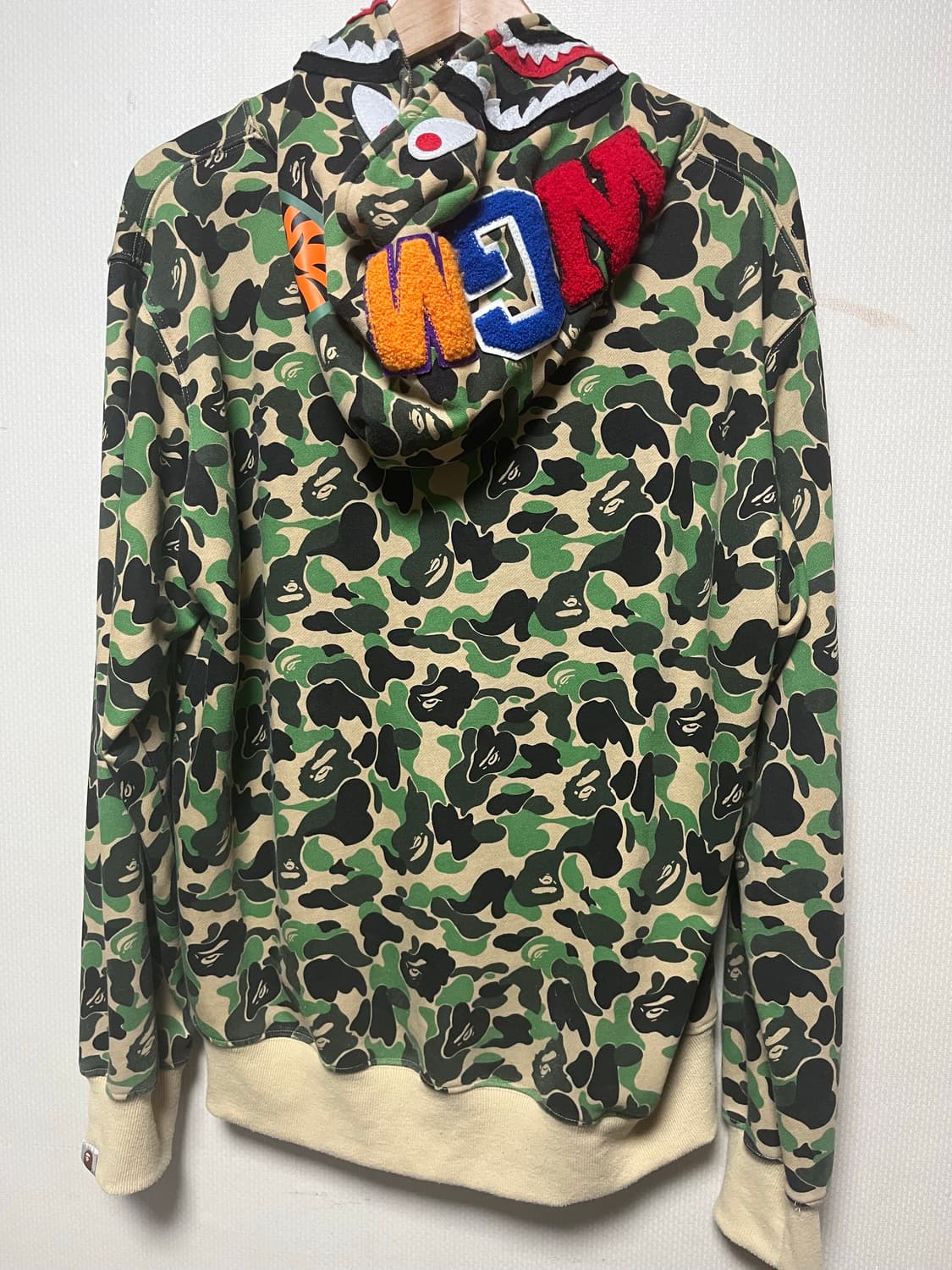 베이프 녹계 샤크후드 상품이미지1