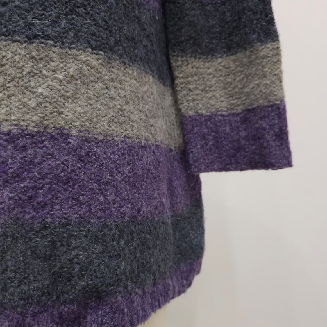 멀티 스트라이프 모헤어 혼방 롱 니트 상품이미지9