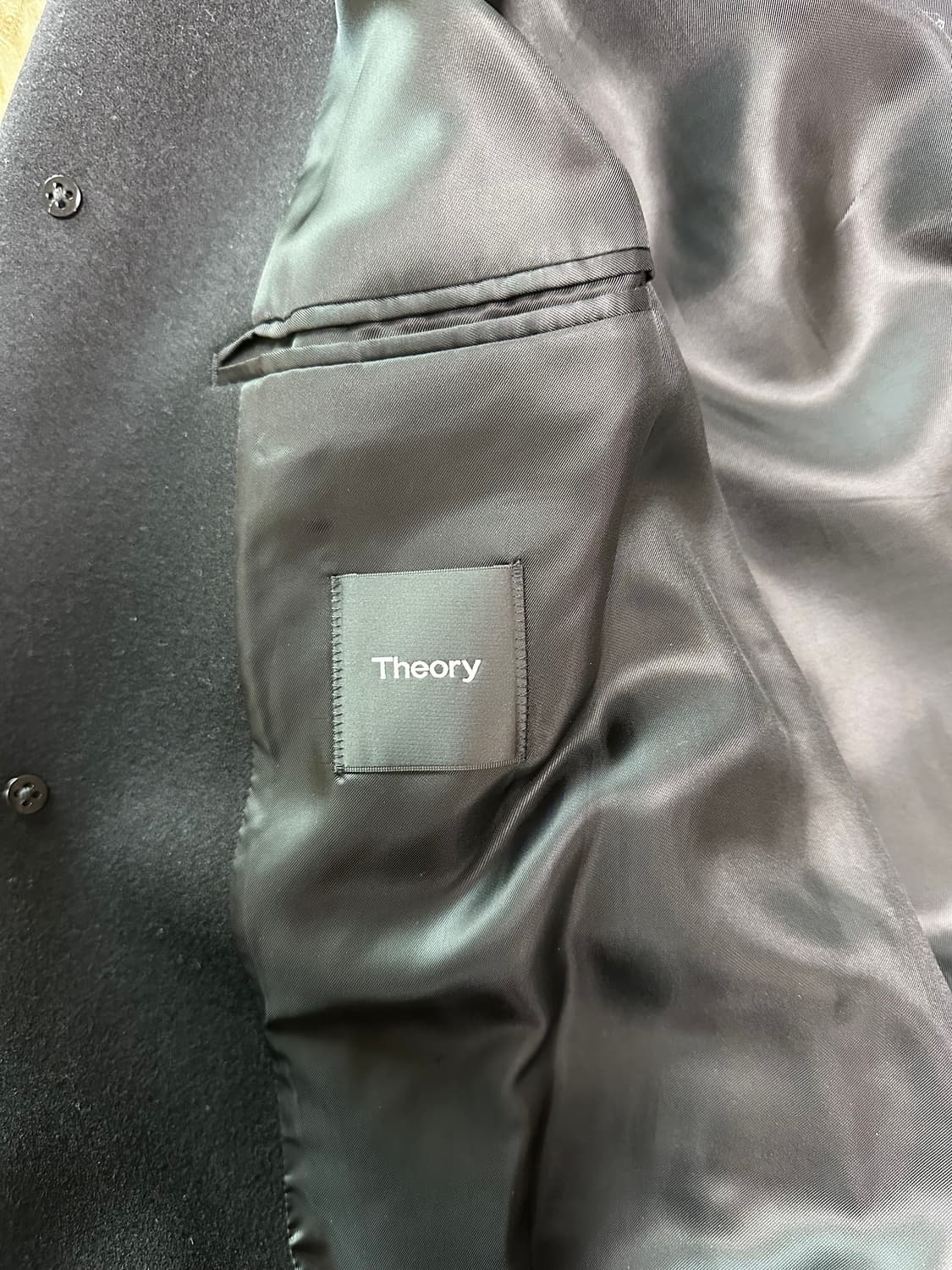 띠어리 20fw 롭슨코트 블랙 M 사이즈 상품이미지3