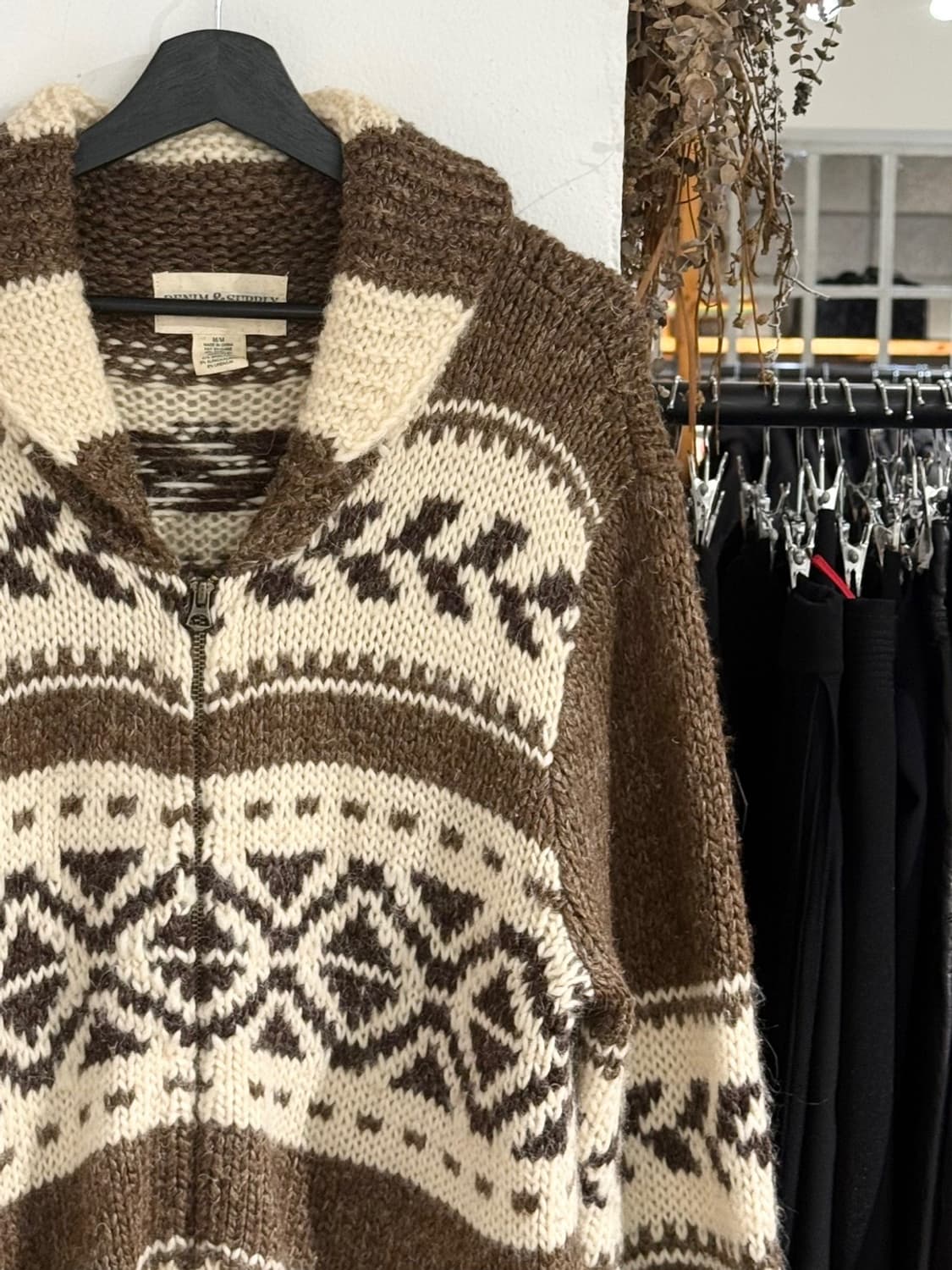 데님 앤 서플라이 브라운 숄 칼라 노르딕 코위찬 스웨터 상품이미지3