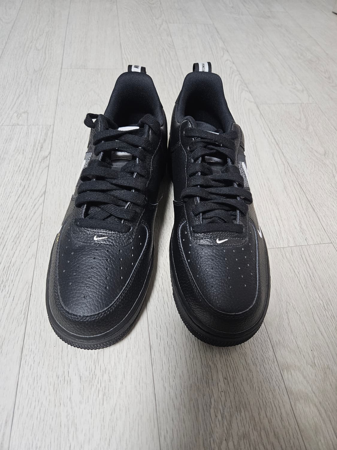 나이키 에어포스 유틸리티 블랙 270 상품이미지6