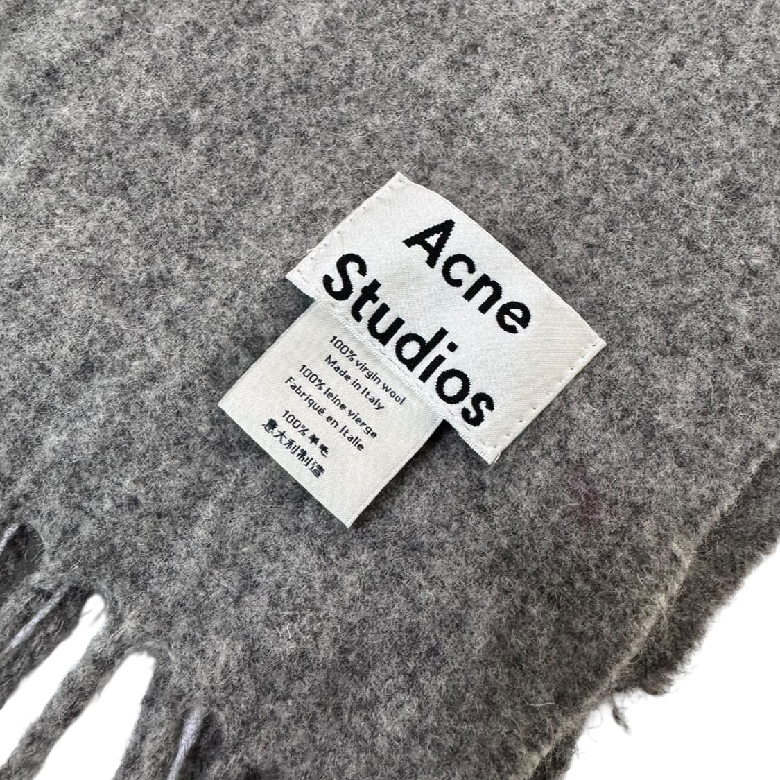 아크네스튜디오 그레이 버진울 머플러 상품이미지3