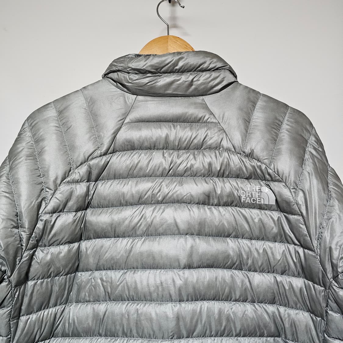 노스페이스 실버 그레이 800필 경량패딩 구스다운 L사이즈 상품이미지7
