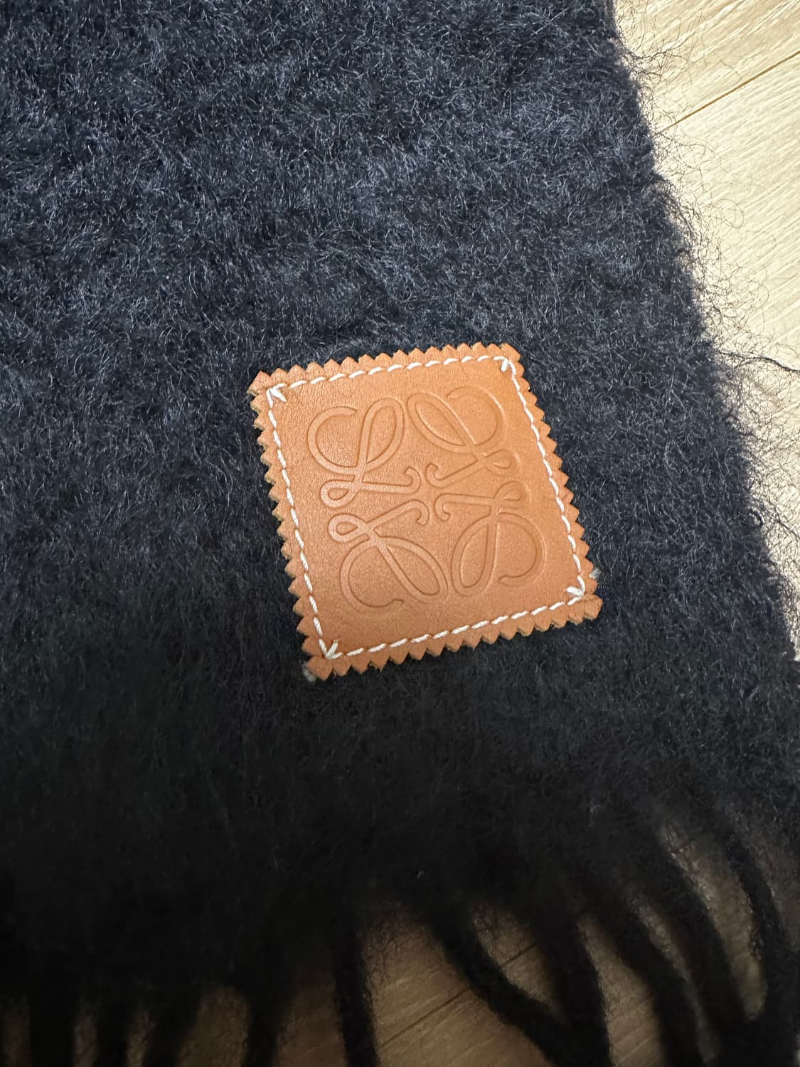 로에베 머플러 상품이미지3