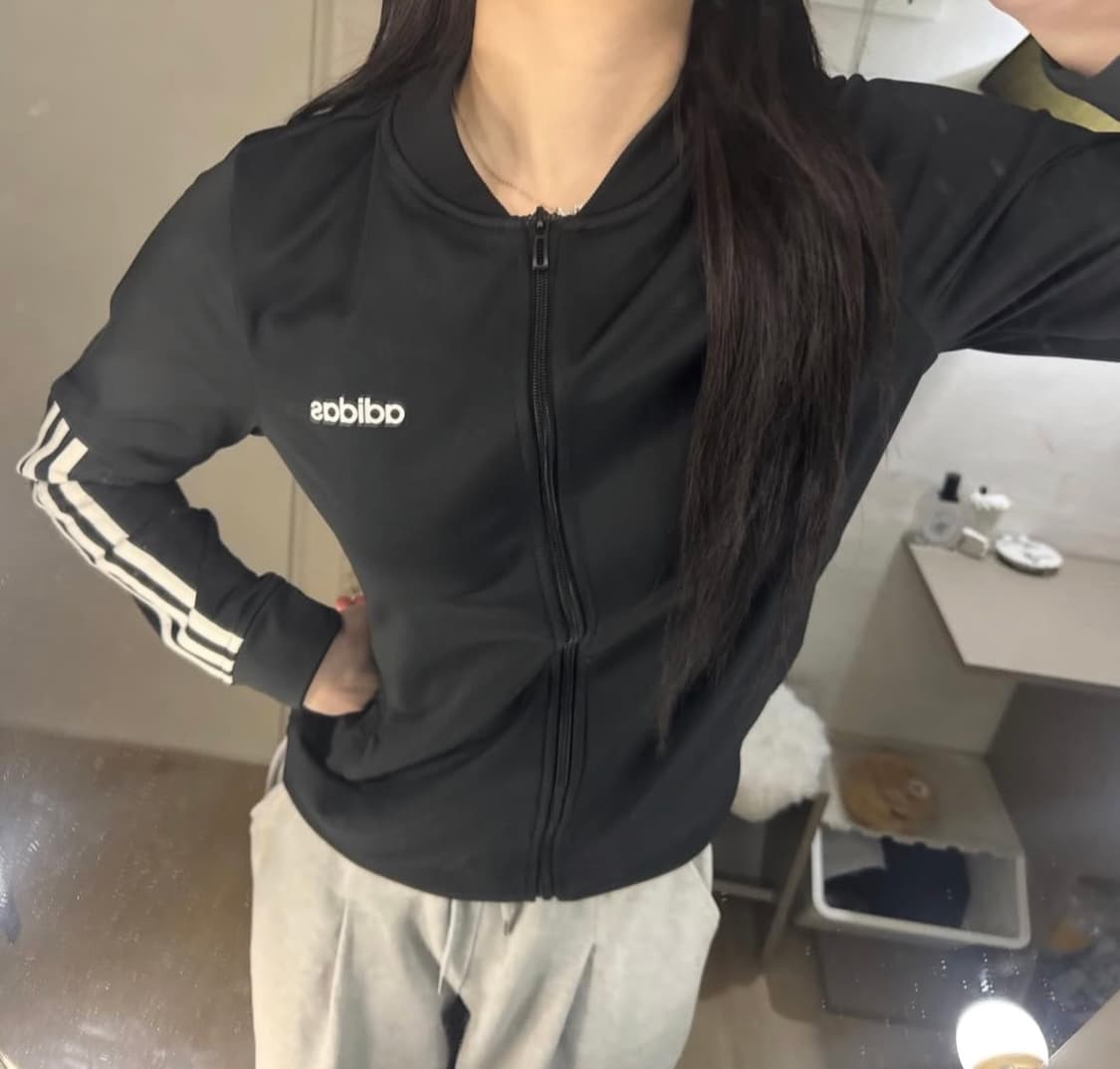 아디다스 영어로고 삼선 트랙탑 져지 🤍🖤 상품이미지2