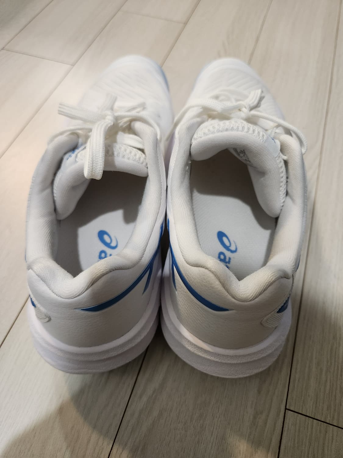 새상품급)아식스 스카이 앨리트FF3 W 1052A075103 여성용 배구 상품이미지3