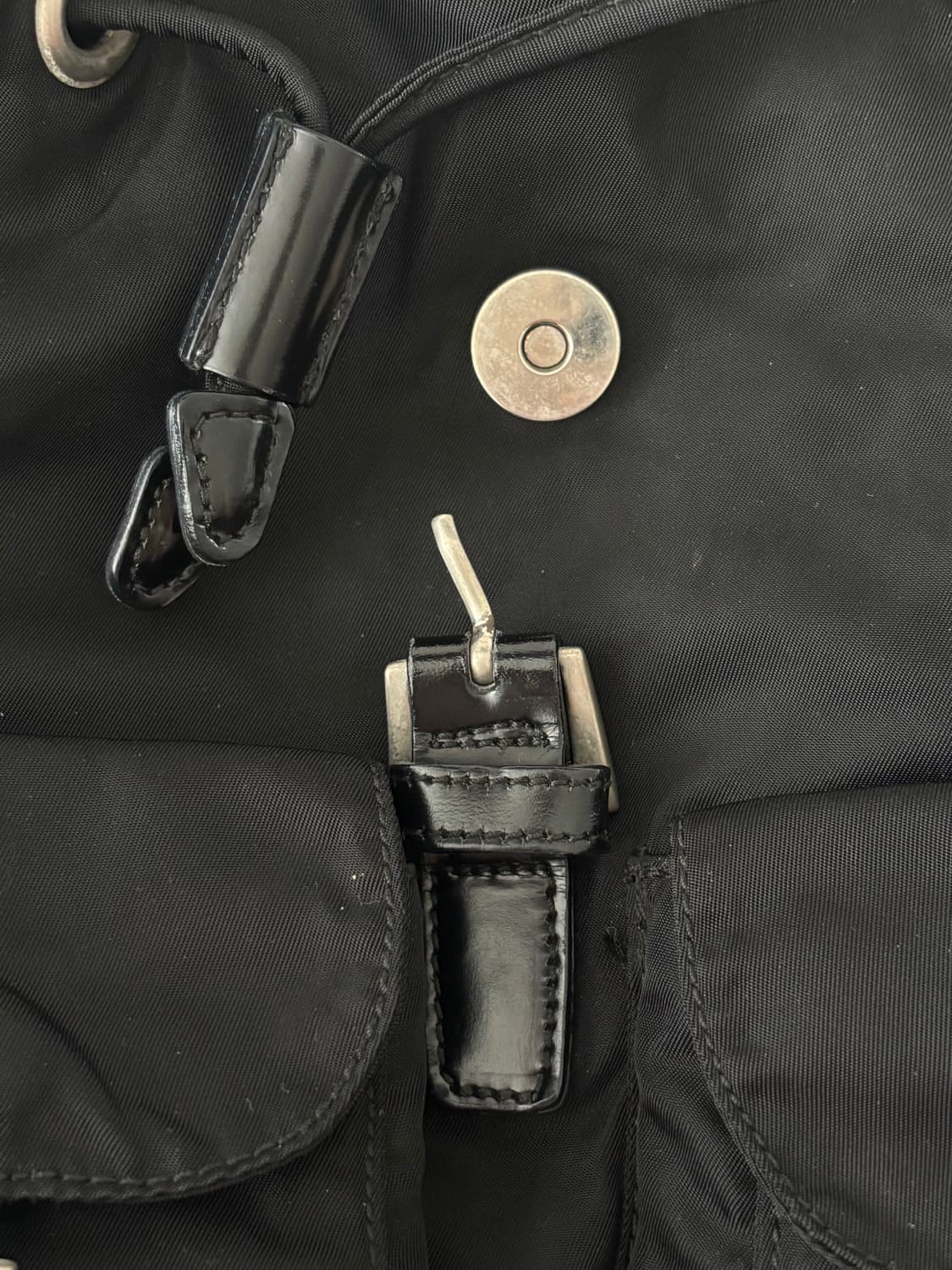 정품 프라다 블랙 나일론 백팩 스몰 빈티지 상품이미지4