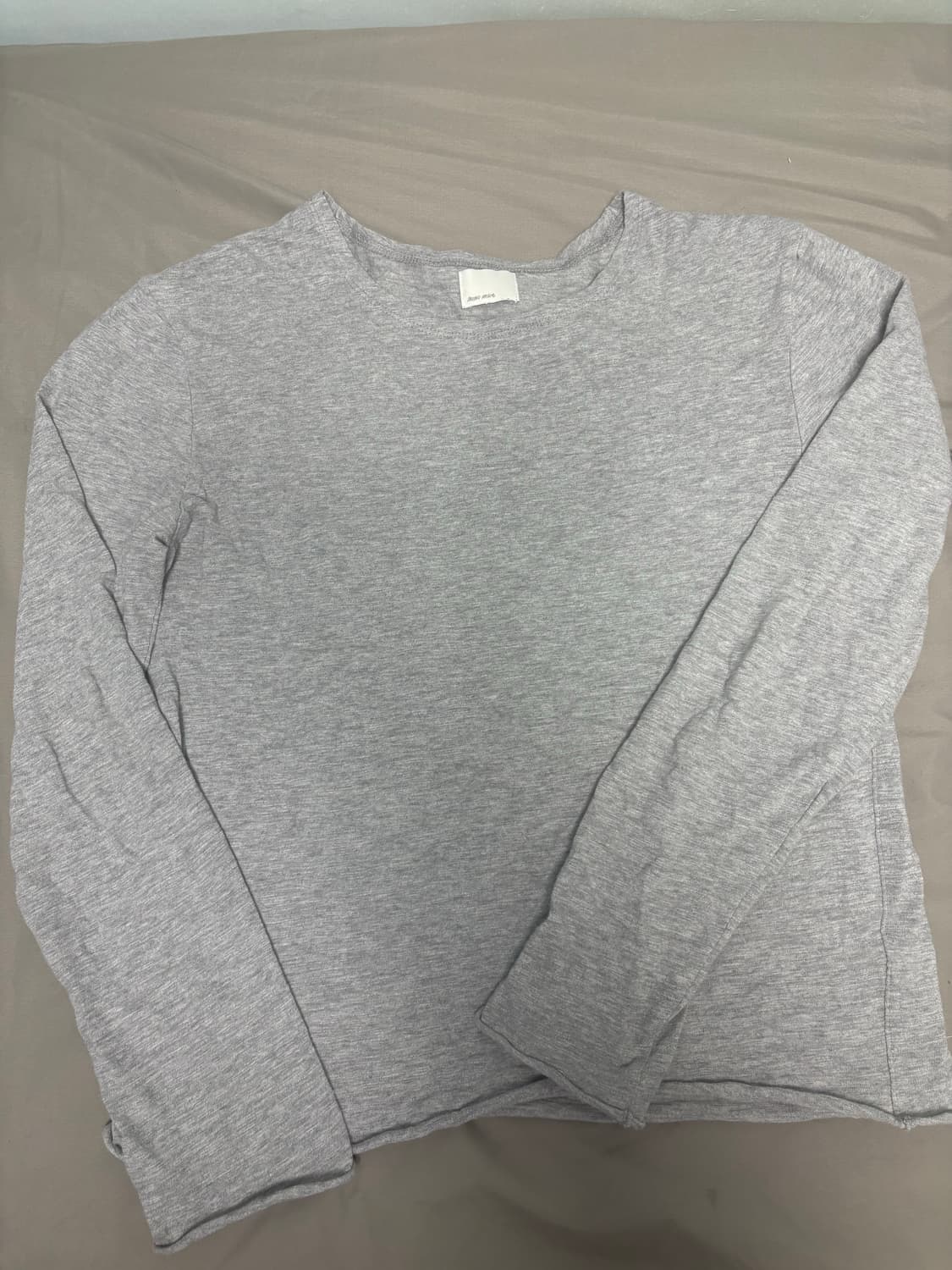 모노프리베 롱슬리브 1 상품이미지1