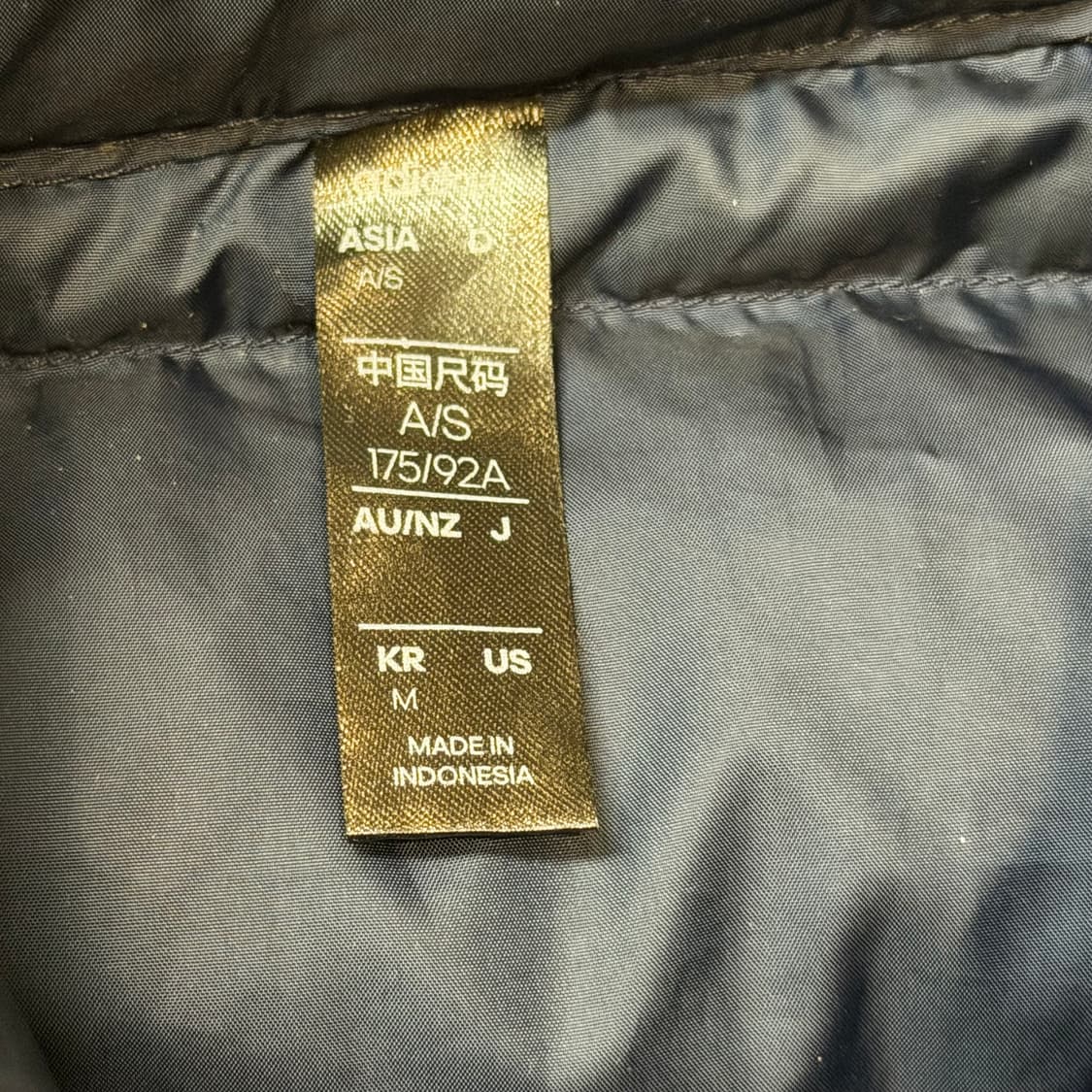 아디다스 네이비 덕 다운 경량 패딩 상품이미지2