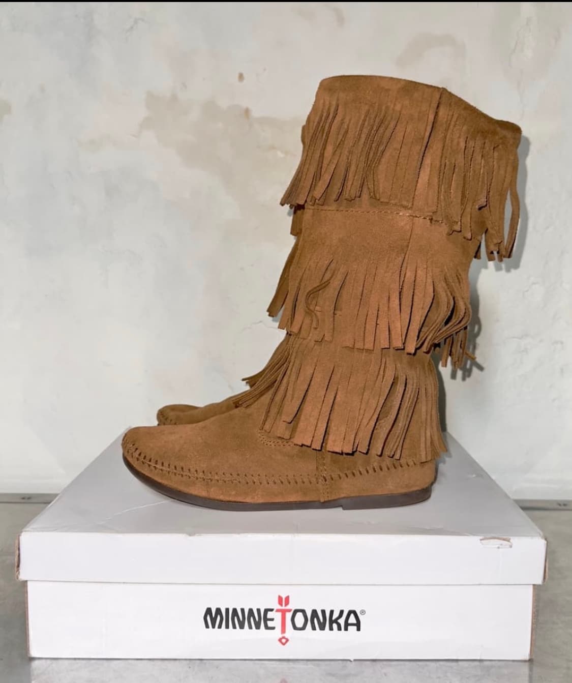 미네톤카 3단 프린지 부츠 브라운 상품이미지3