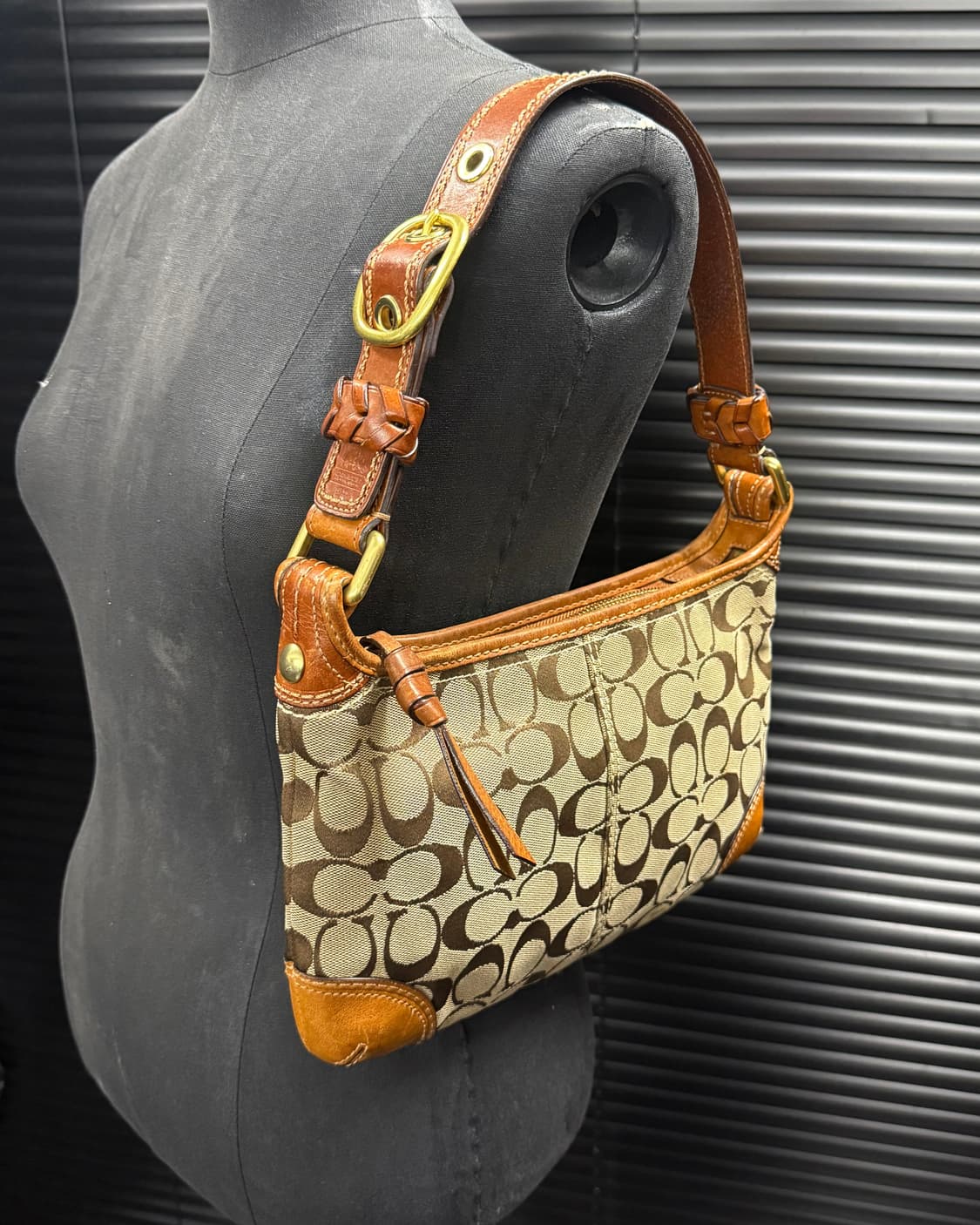 코치 버클백 숄더백 토드백 미니백 카멜 로고 가죽 웨스턴 에스닉 브라운  상품이미지1