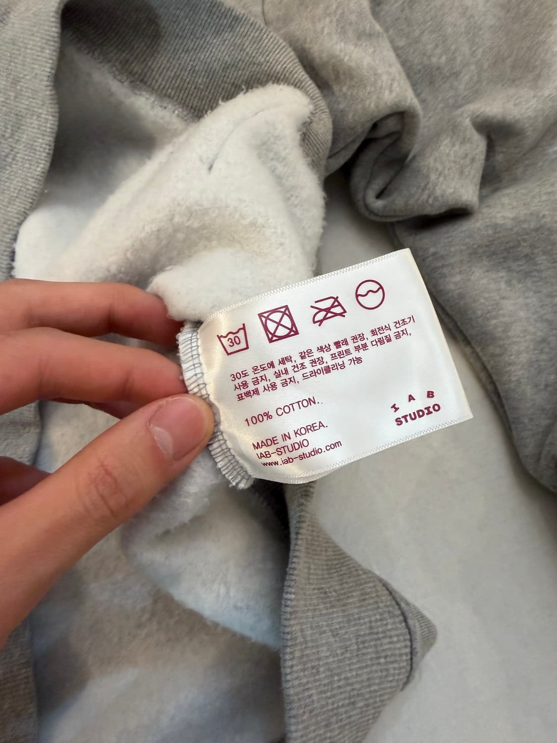 아이앱 스튜디오 그레이 화이트 후드티 상품이미지7