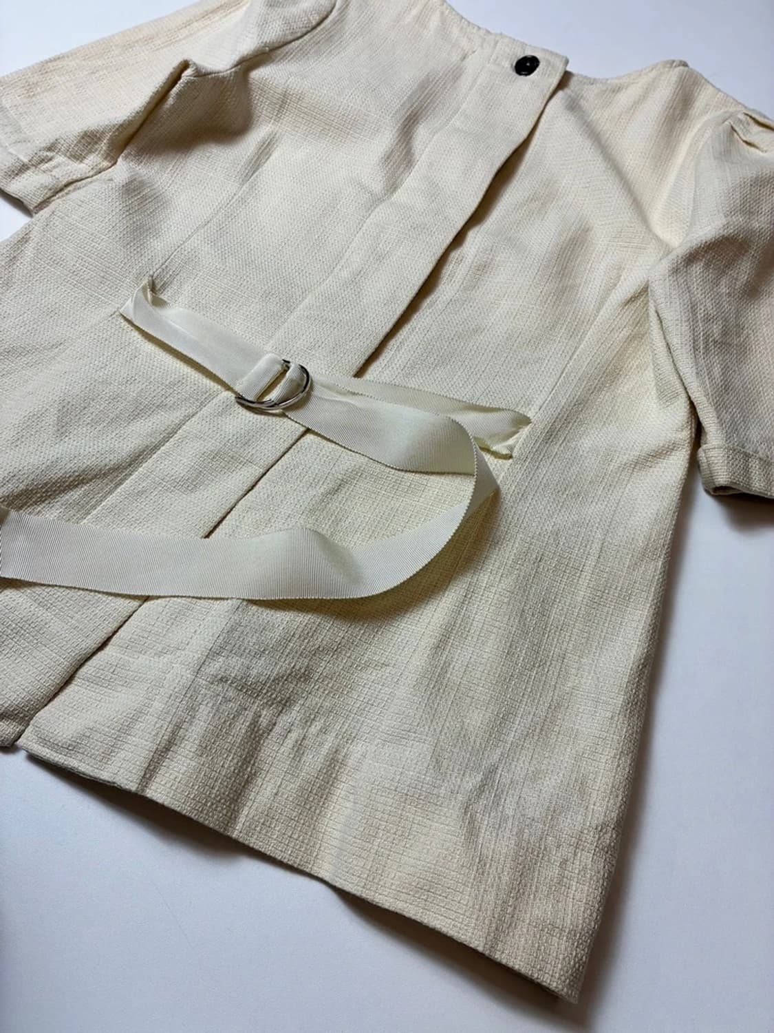 더오픈프로덕트 벨티드 반팔 블라우스 PN8606 상품이미지4