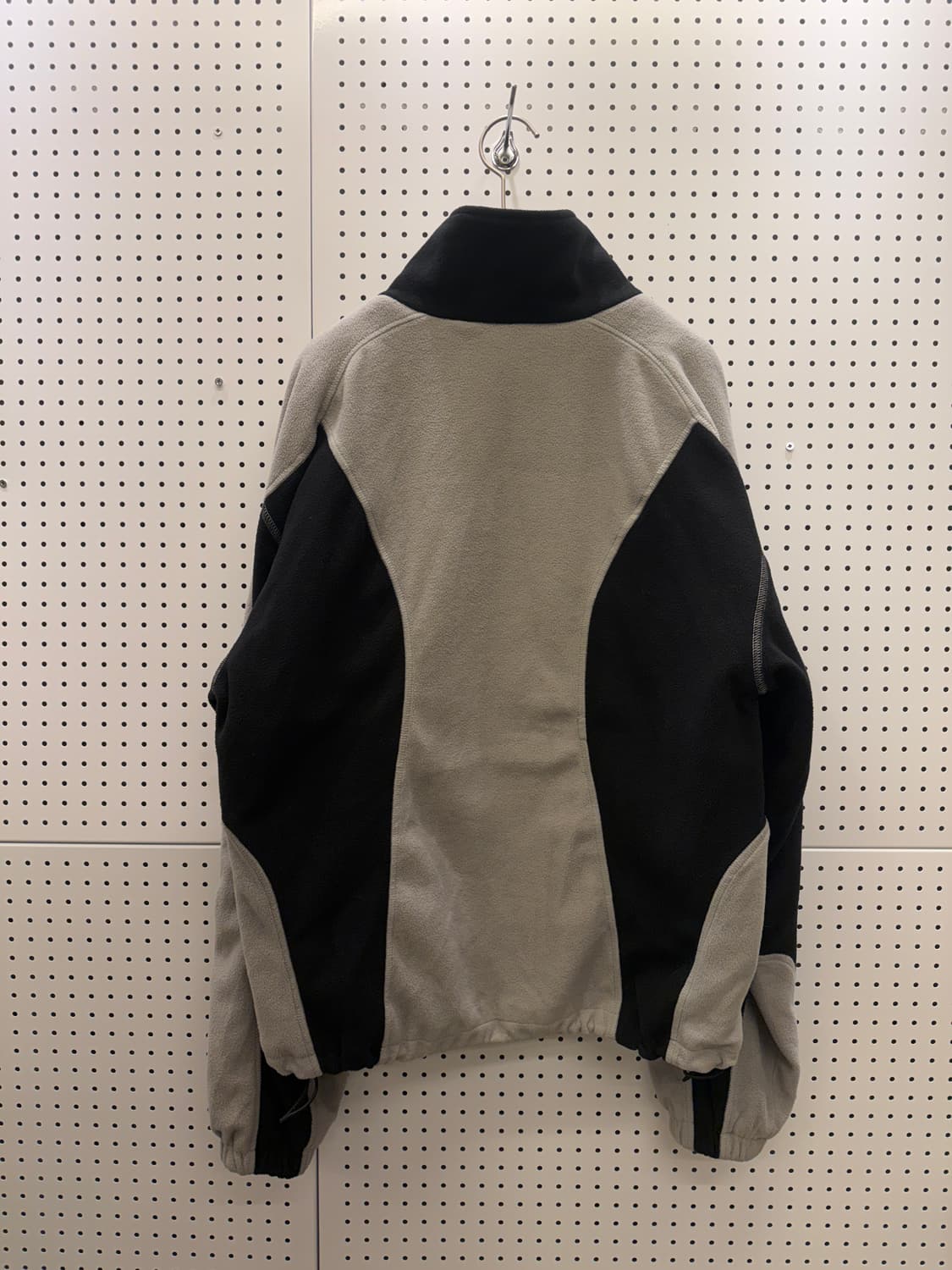 파르티멘토 배색 디테일 플리스 자켓 U62 상품이미지3