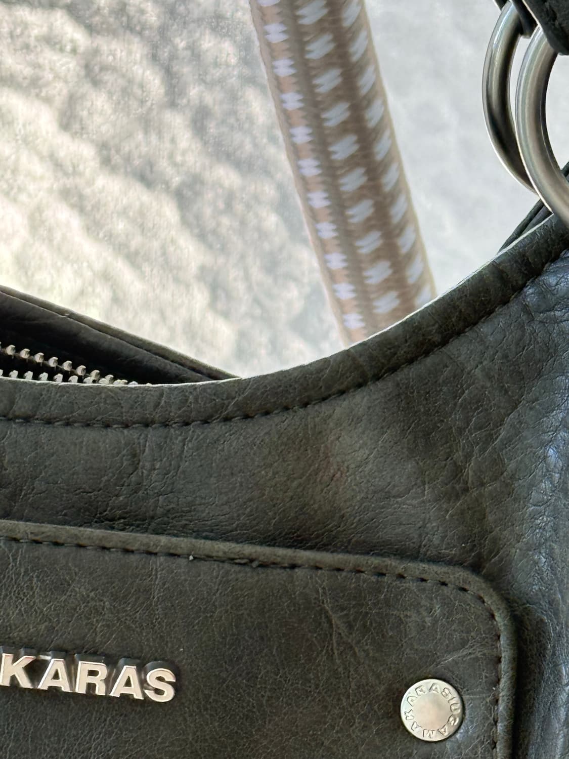 Studded Leather Shoulder Bag (Khaki) 상품이미지7