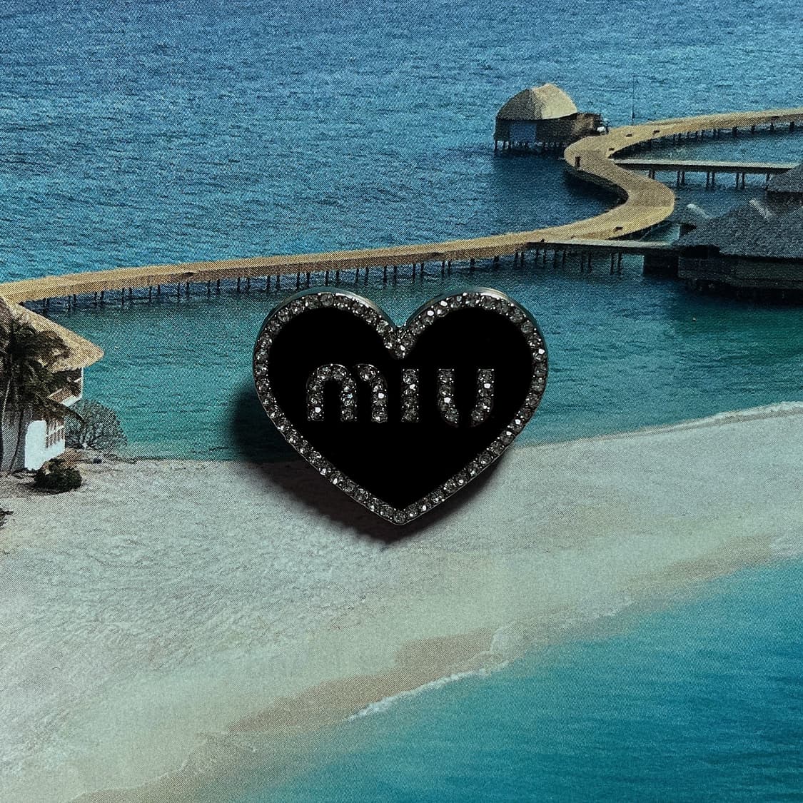 미우미우 블랙 하트 파베 브로치 상품이미지2