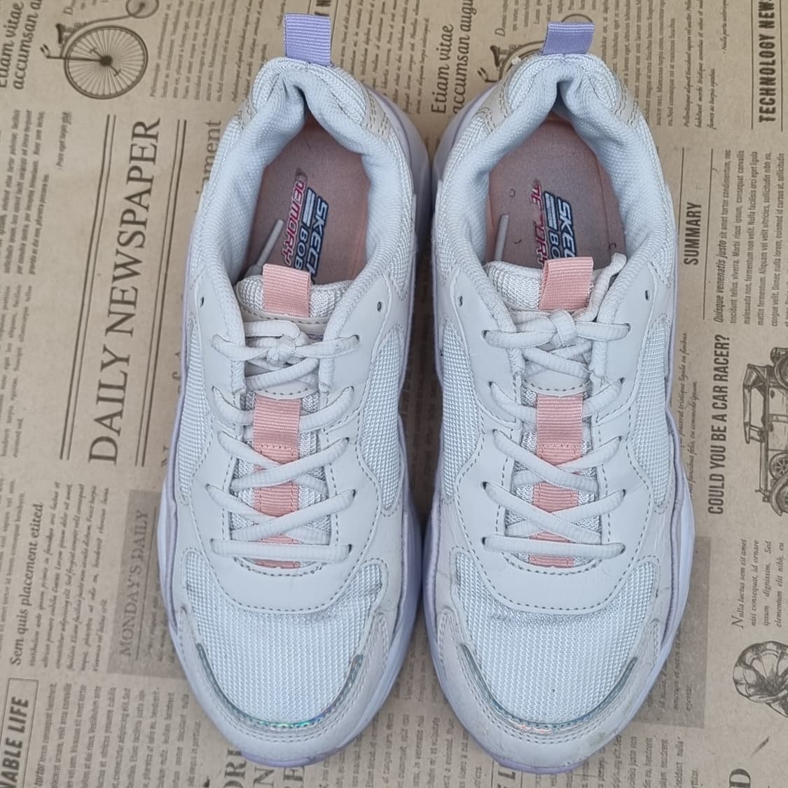 스케쳐스 메모리폼 여성운동화240 상품이미지2