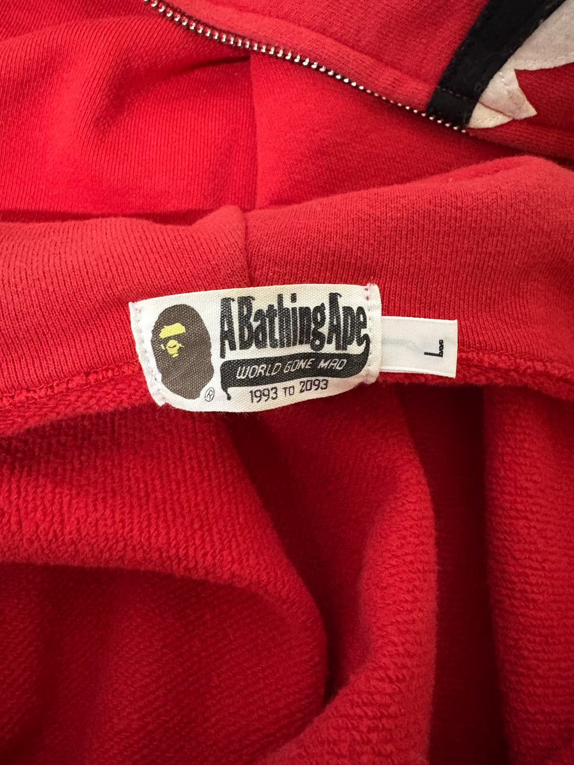 베이프 레드카모 샤크후드집업 L 판매합니다 상품이미지3