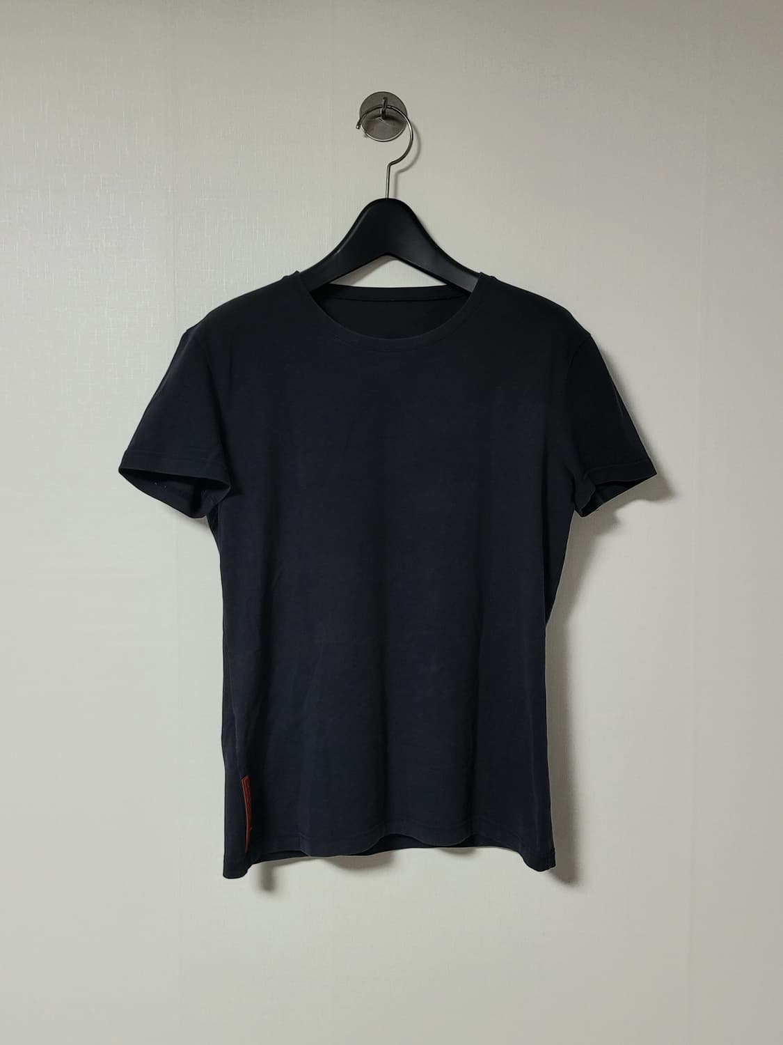 Prada sports back pocket crop t-shirts 상품이미지1