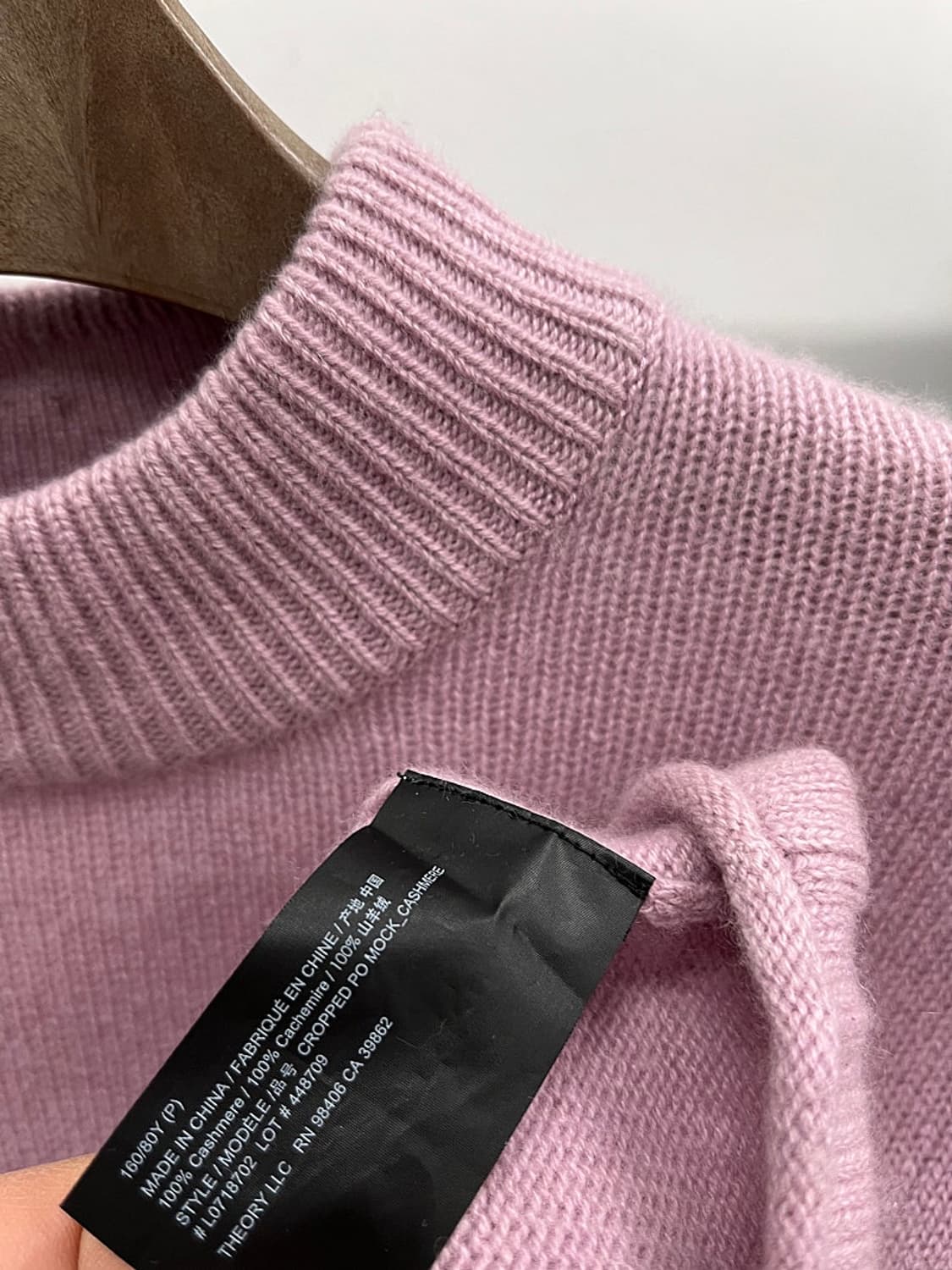 여)  띠어리 캐시미어100% 모크넥 니트  상품이미지8