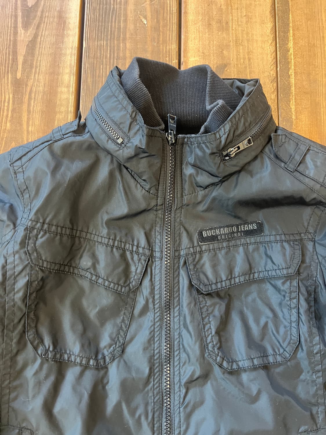 버카루 블랙 나일론 집업 상품이미지7