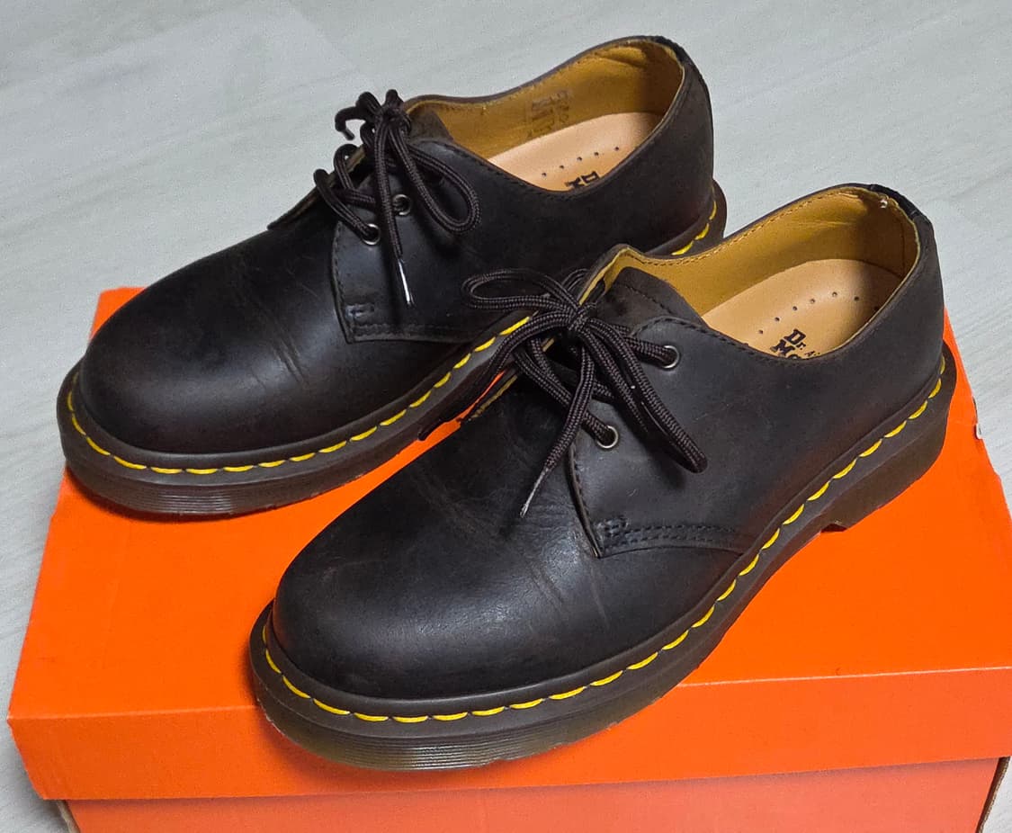 닥터마틴 1461 크레이지 호스  상품이미지1