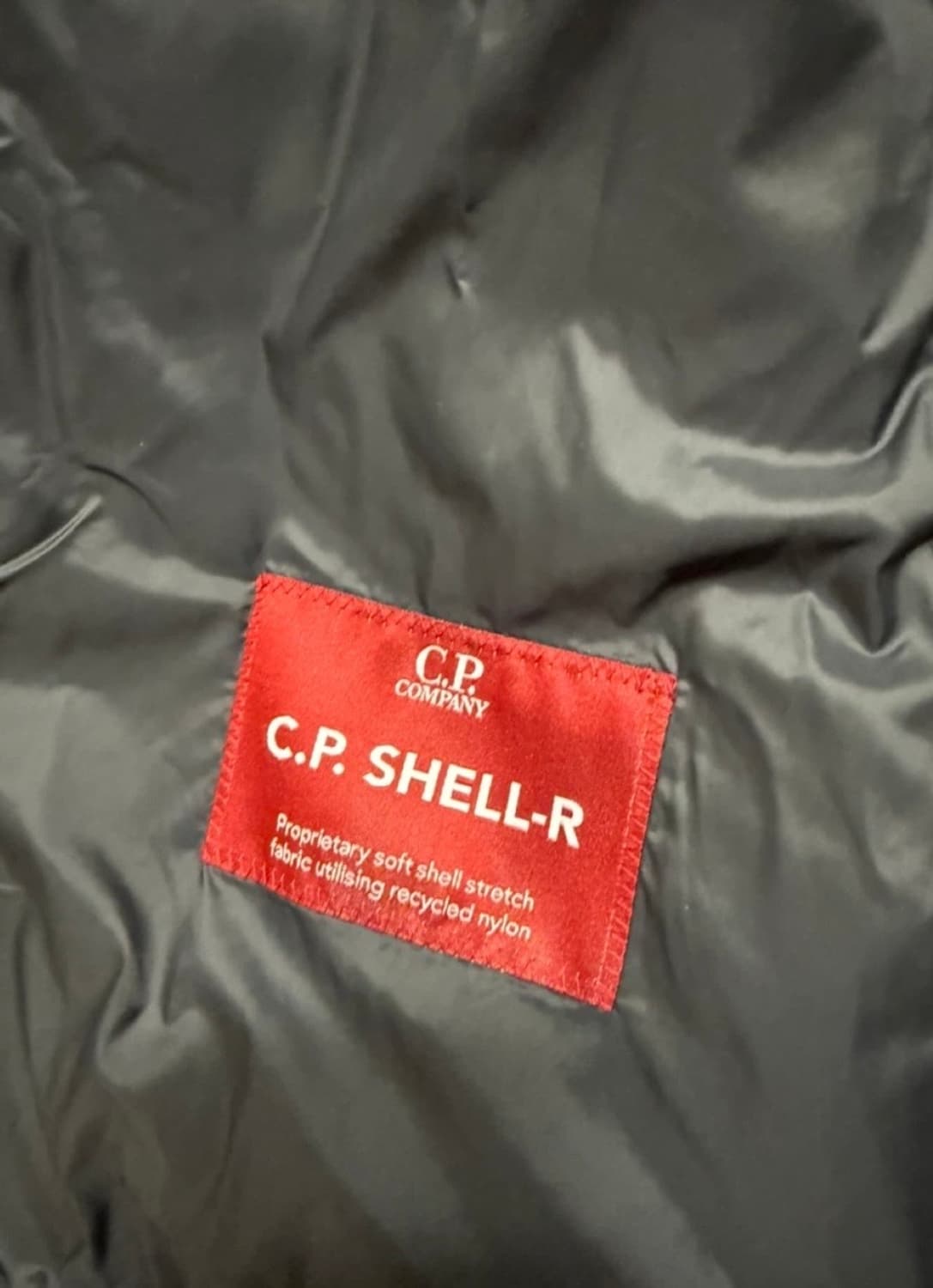 cp컴퍼니 쉘 니트 고글 패딩 상품이미지2