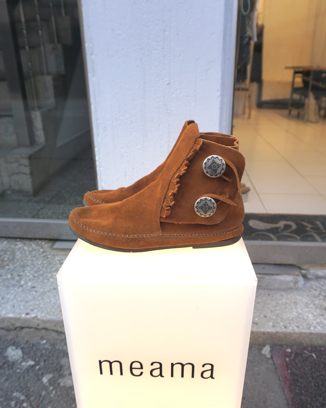 Minnetonka fringe suede boots  상품이미지1