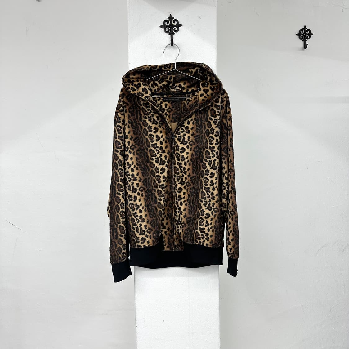 Leopard pattern hood zip 상품이미지3