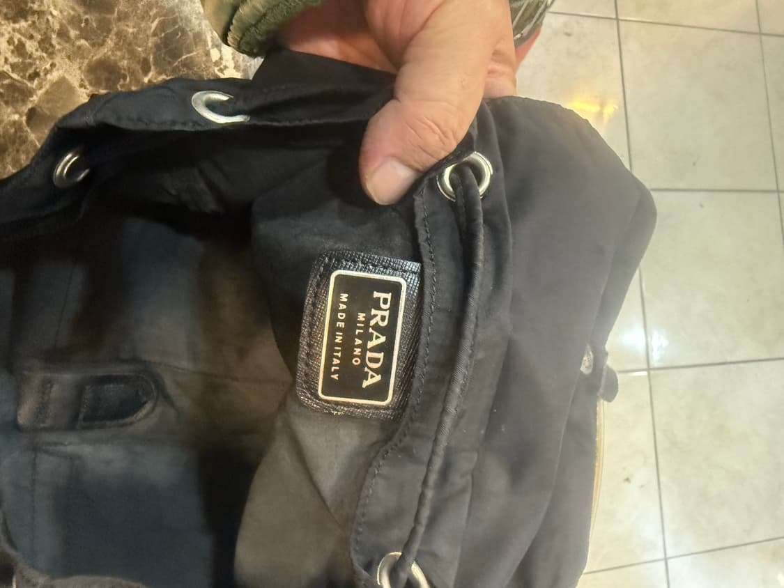 정품 프라다 나일론 백팩 팝니다 상품이미지8