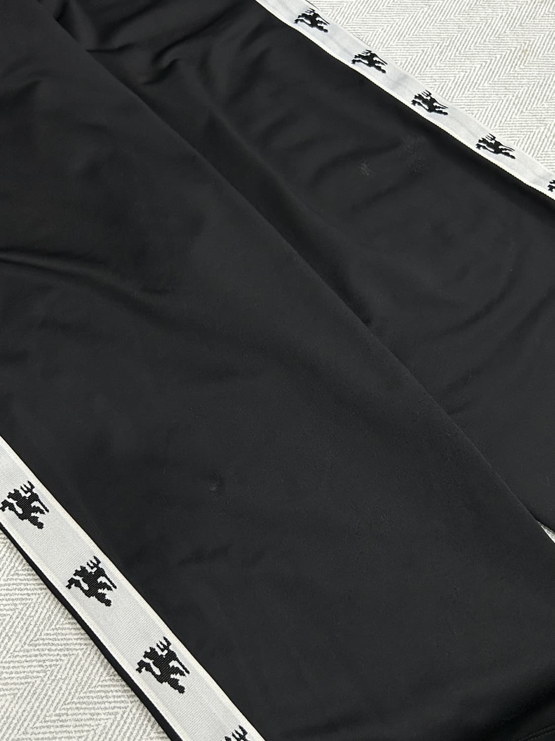 맨체스터 유나이티드 트랙팬츠 블랙 100 상품이미지10