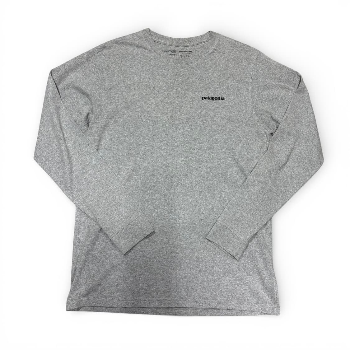 M 파타고니아 그레이 백로고 롱슬리브 상품이미지2