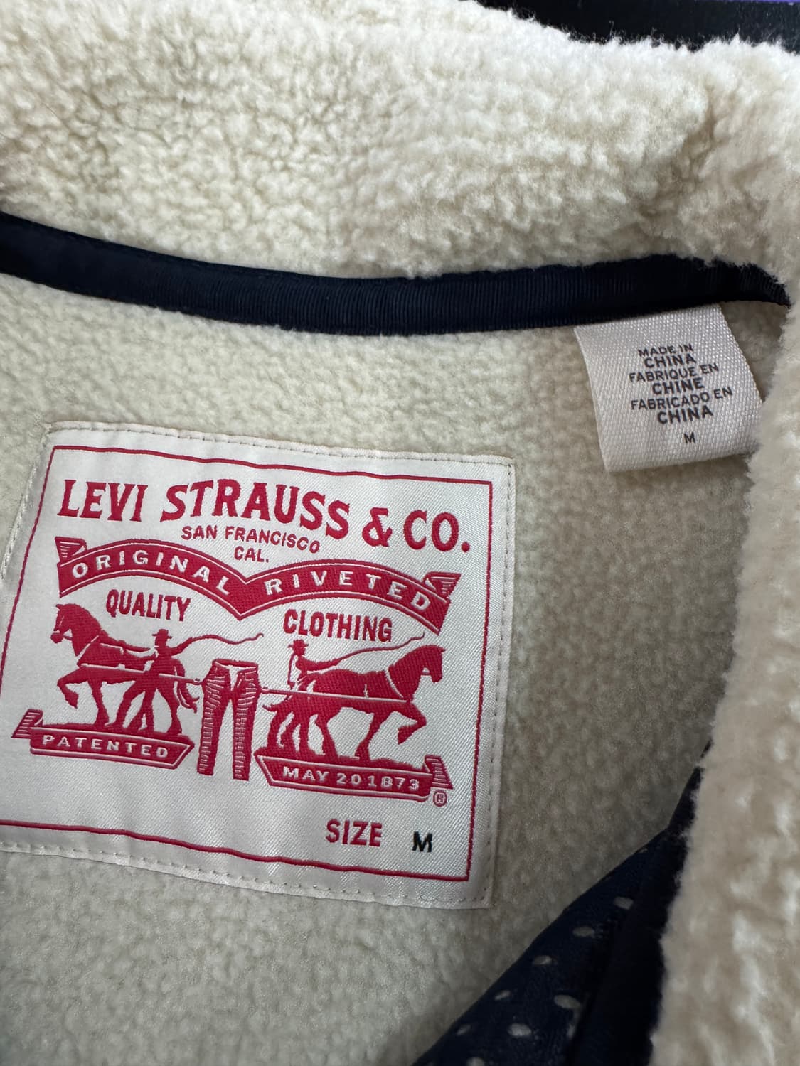 리바이스 원 포켓 뽀글이 플리스 자켓 (남녀공용) 상품이미지3