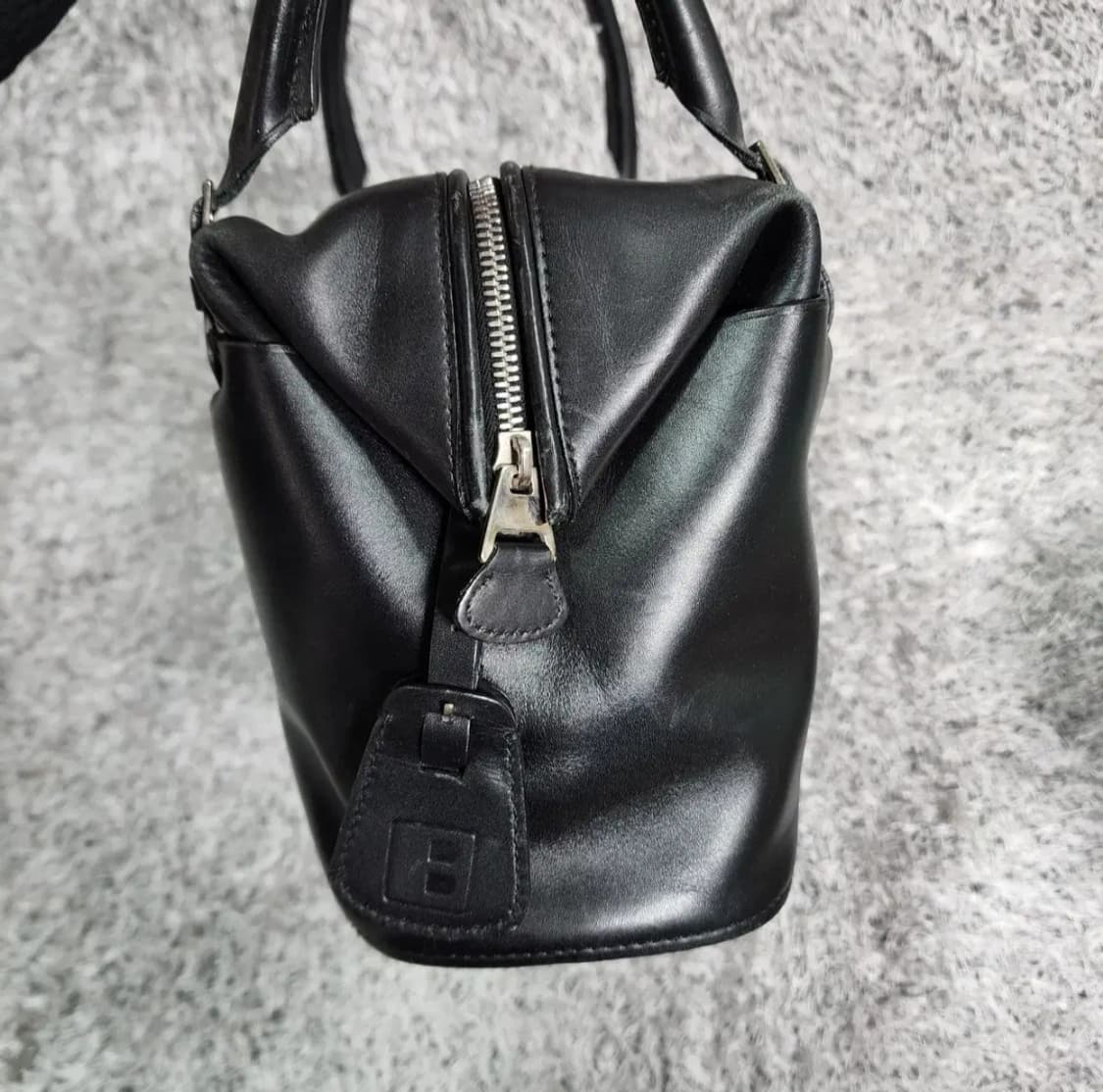 발리 레더 닥터백 토트백 상품이미지3