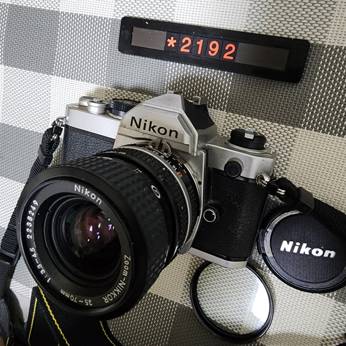 니콘 FM 35-70미리 줌렌즈 필름카메라 블랙바디 상품이미지2