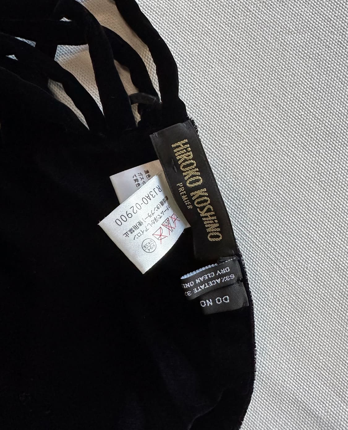 HIROKO KOSHINO crystal studs muffler 상품이미지9